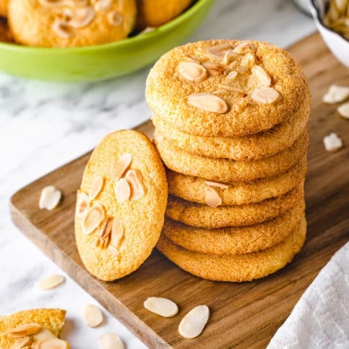 Easy almond cookies